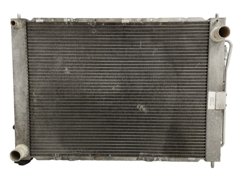 Recambio de radiador agua para renault clio iii 1.2 16v referencia OEM IAM 8200688390  