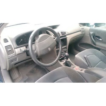renault laguna ii (bg0) del año 2001