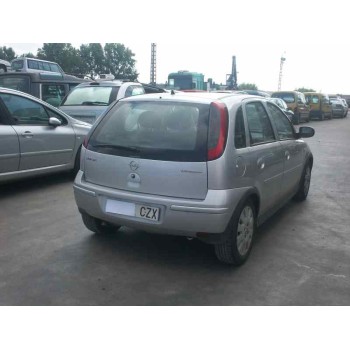 opel corsa c del año 2004
