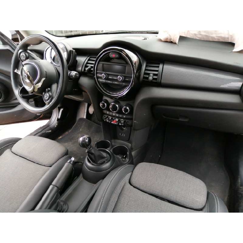 GUARNECIDO PUERTA DELANTERA IZQUIERDA 5141 7312061