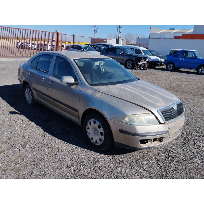 SKODA OCTAVIA BERLINA (1Z3)