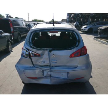 mitsubishi colt berlina 3 (cz) del año 2006