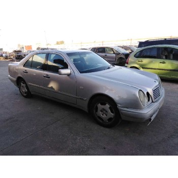 mercedes-benz clase e (w210) berlina diesel del año 1998