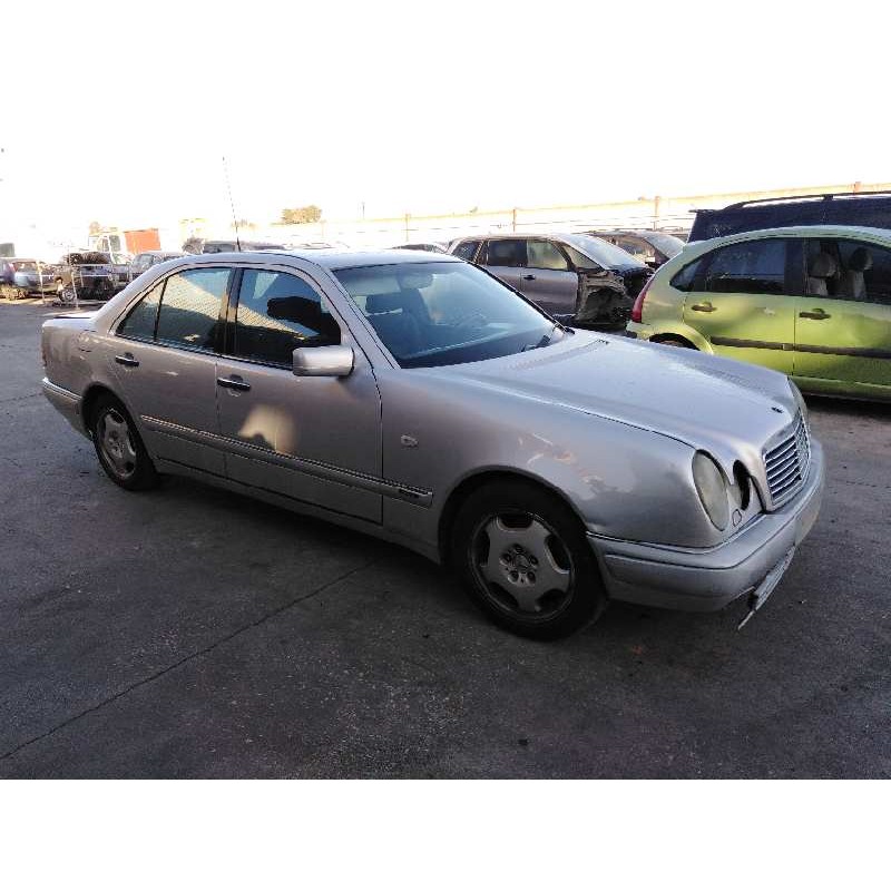 mercedes-benz clase e (w210) berlina diesel del año 1998
