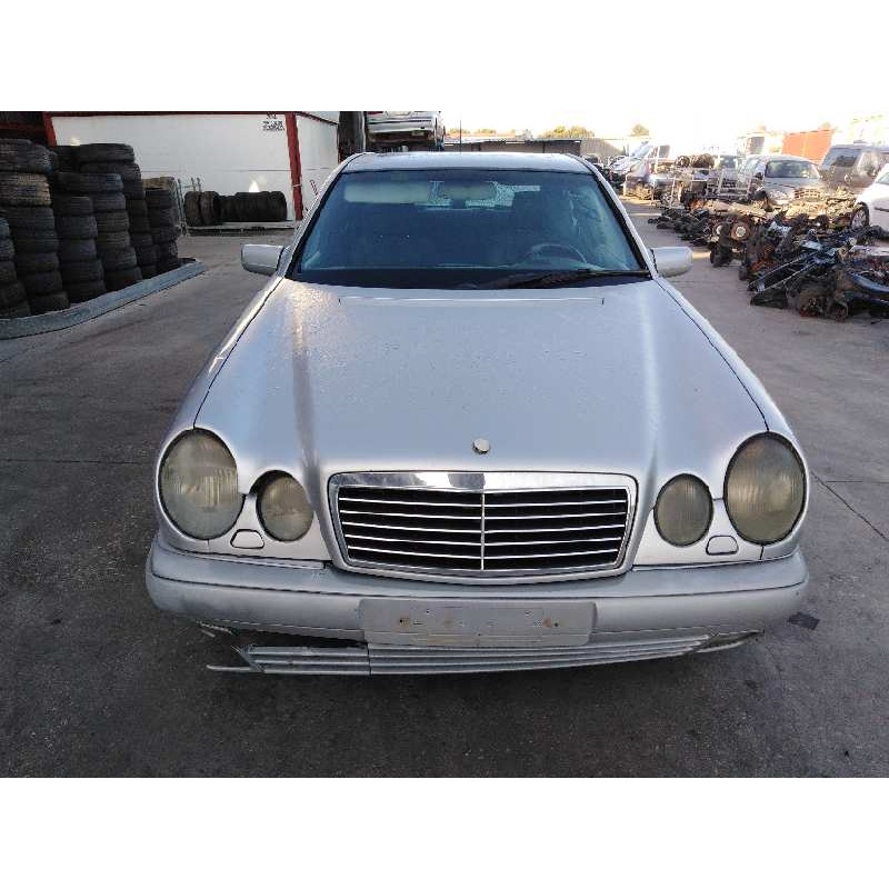 MERCEDES-BENZ CLASE E (W210) BERLINA DIESEL 1998