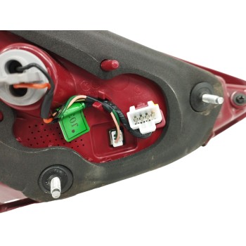 Recambio de piloto trasero derecho interior para hyundai ioniq tecno hybrid referencia OEM IAM 92404G2  