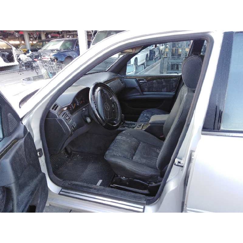 MERCEDES-BENZ CLASE E (W210) BERLINA DIESEL 1998