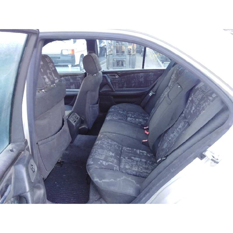 MERCEDES-BENZ CLASE E (W210) BERLINA DIESEL 1998