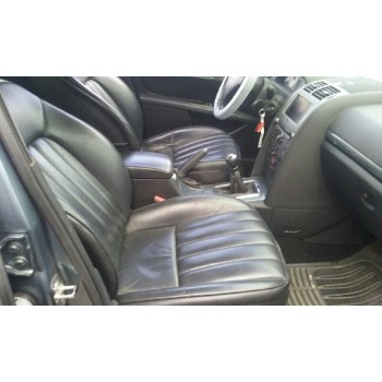 peugeot 407 del año 2004