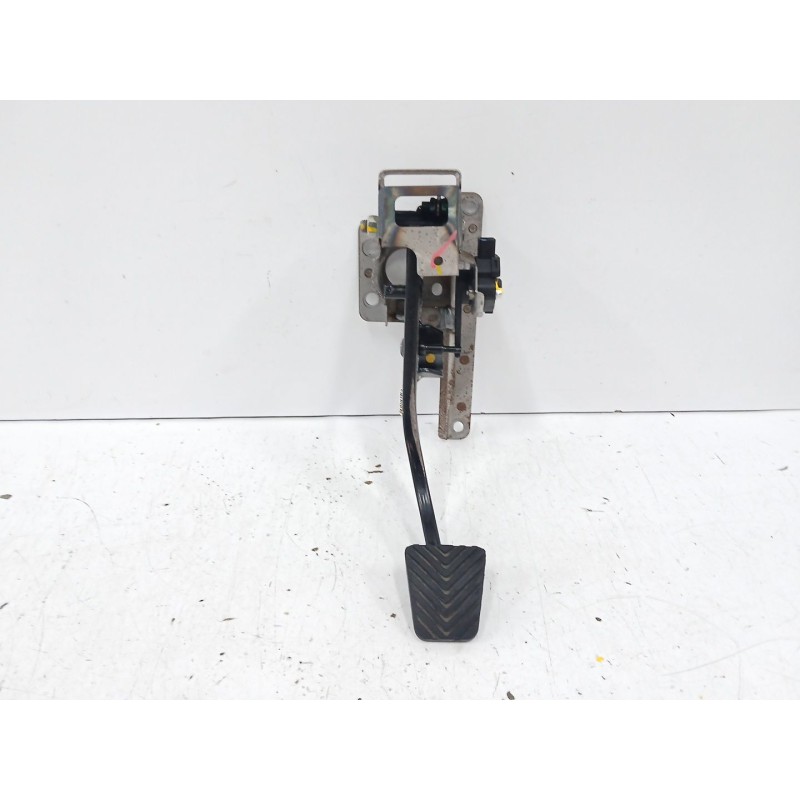 Recambio de pedal embrague para hyundai i20 ii (gb, ib) 1.2 referencia OEM IAM 32802C8100  