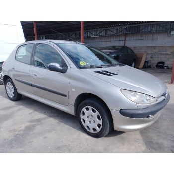 peugeot 206 berlina del año 2003