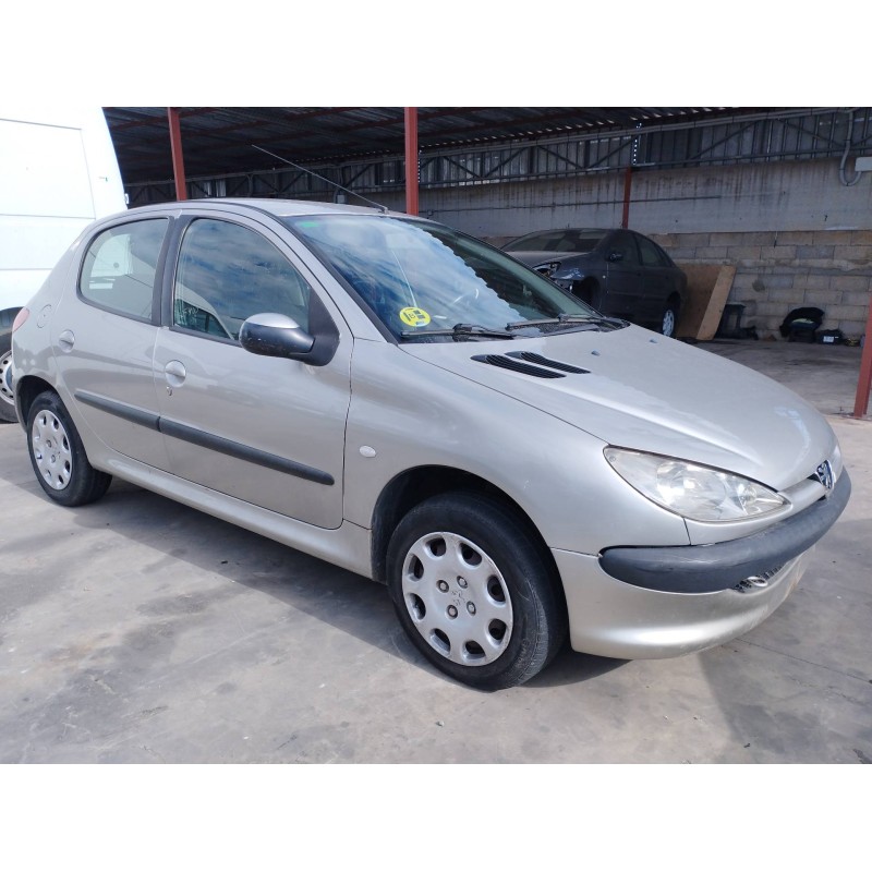 peugeot 206 berlina del año 2003