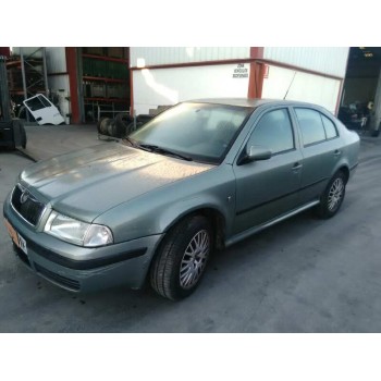skoda octavia berlina (1u2) del año 2004