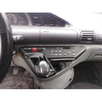 peugeot 806 del año 2000