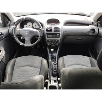 peugeot 206 berlina del año 2003