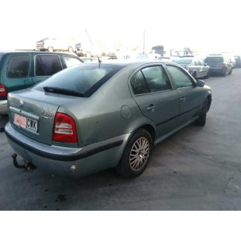 skoda octavia berlina (1u2) del año 2004