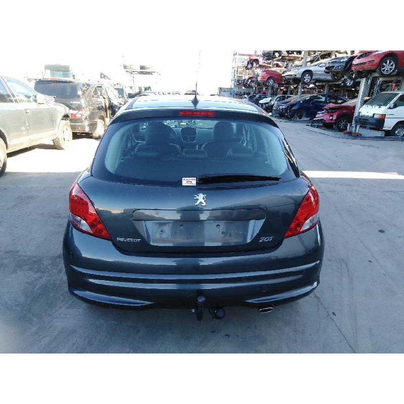 PEUGEOT 207 2011