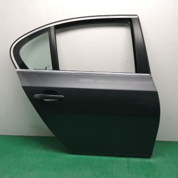 PUERTA TRASERA DERECHA 