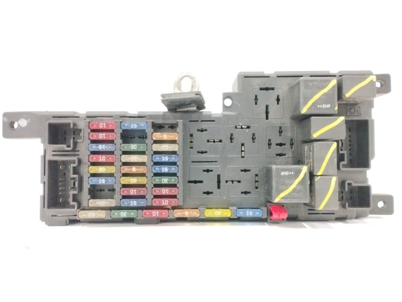 Recambio de caja reles / fusibles para volvo s60 berlina 2.4 cat referencia OEM IAM 8637841  