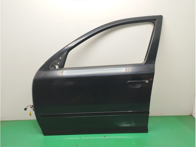 Recambio de puerta delantera izquierda para skoda octavia berlina (1z3) 1.9 tdi referencia OEM IAM Recambio de puerta delantera izquierda para skoda octavia berlina (1z3) 1.9 tdi referencia OEM IAM