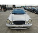 MERCEDES-BENZ CLASE E (W210) BERLINA