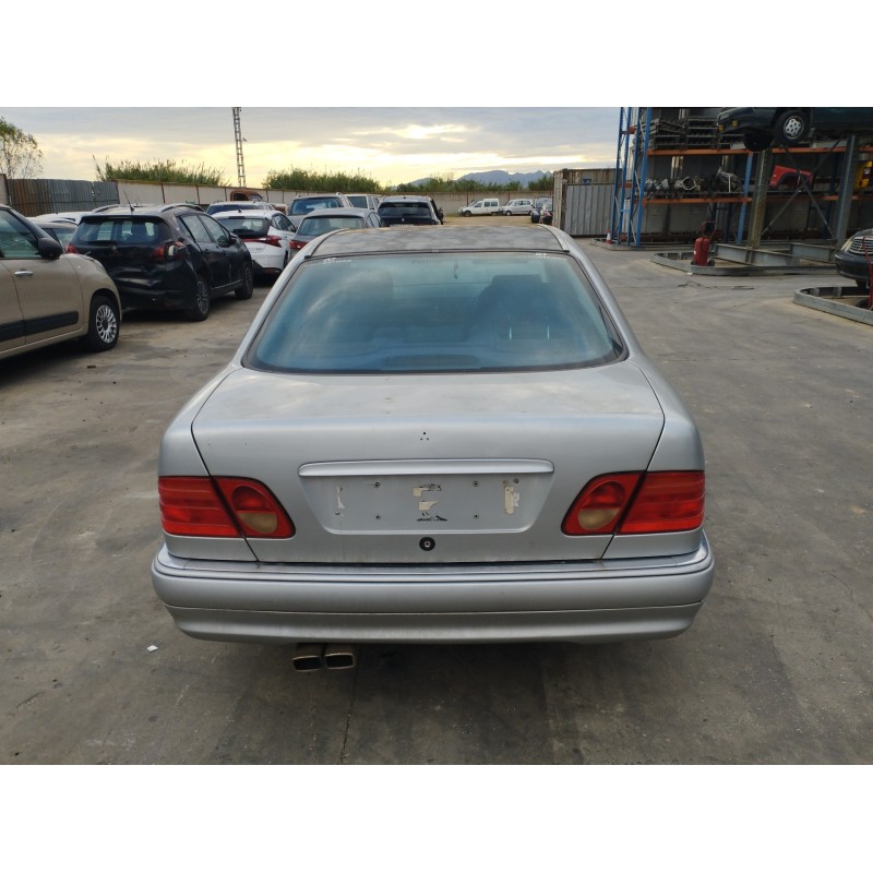 MERCEDES-BENZ CLASE E (W210) BERLINA 1999
