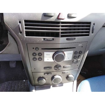 opel astra h berlina del año 2005