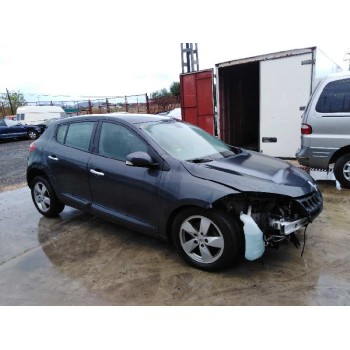 renault megane iii berlina 5 p del año 2010