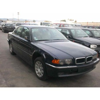 bmw serie 7 (e38) del año 2000