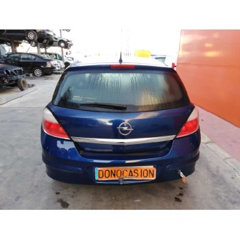 opel astra h berlina del año 2004
