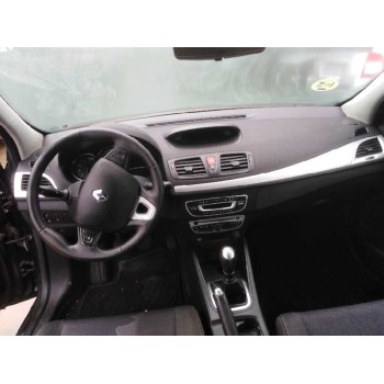 renault megane iii berlina 5 p del año 2010