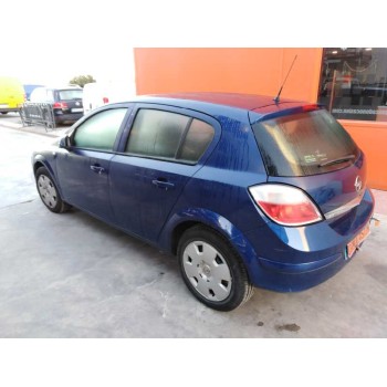 opel astra h berlina del año 2004