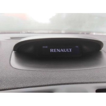 renault megane iii berlina 5 p del año 2010