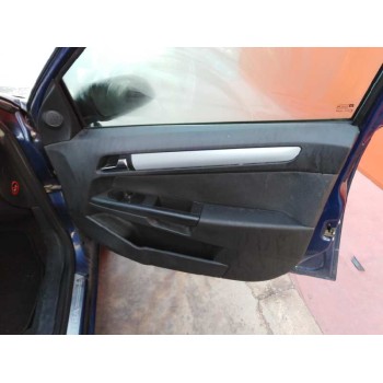 opel astra h berlina del año 2004