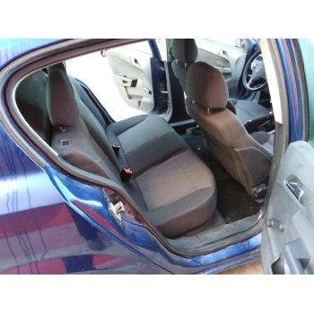 opel astra h berlina del año 2004