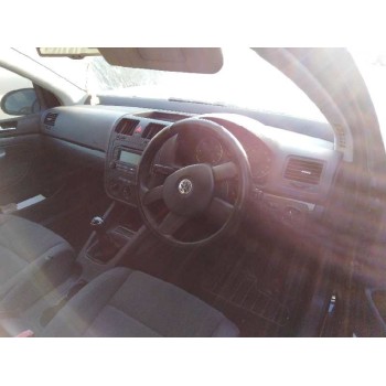 volkswagen golf v berlina (1k1) del año 2004