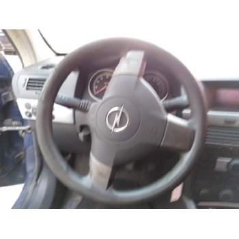 opel astra h berlina del año 2004