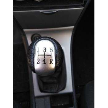 toyota corolla (e12) del año 2005