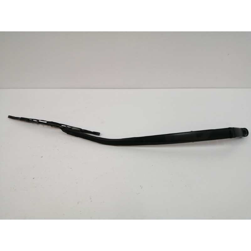 Recambio de brazo limpia delantero derecho para toyota auris touring sports (e18) 1.8 16v cat (híbrido) referencia OEM IAM   