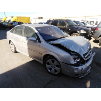 opel vectra c berlina del año 2003