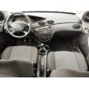 ford focus berlina (cak) del año 2001