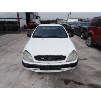 citroën xsara berlina del año 2001