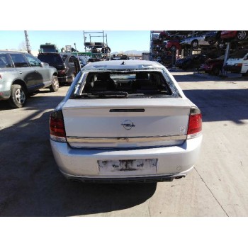 opel vectra c berlina del año 2003