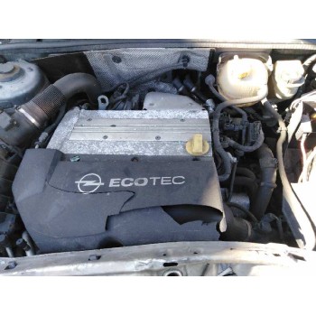 opel vectra c berlina del año 2003