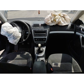 skoda octavia berlina (1z3) del año 2010