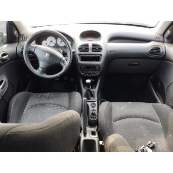 peugeot 206 berlina del año 2005