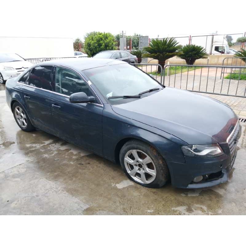 AUDI A4 BER. (B8)