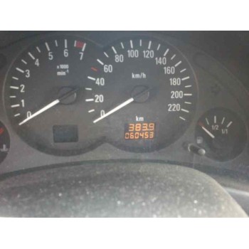 opel corsa c del año 2001