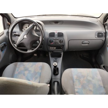 tata indica del año 2004