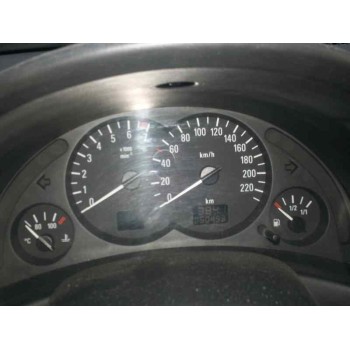 opel corsa c del año 2001